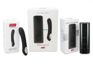 KIIROO SET COPPIA ONYX + E PEARL2 NERO MASTURBATORE MASCHILE + VIBRATORE CON CONNESIONE INTERNET